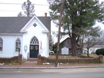 Old Middlesex County Courthouse and Marker. Click for full size. Old Middlesex County Courthouse and Marker image. Click for full size.