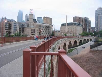 6° Curve at West End of Bridge. Click for full size. 6° Curve at West End of Bridge image. Click for full size.