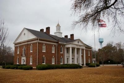 Calhoun County Courthouse image. Click for full size.