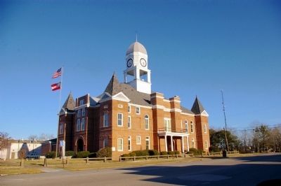 Macon County Courthouse. Click for full size. Macon County Courthouse image. Click for full size.