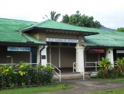 Hanalei Schoolhouse Marker - Wide View image. Click for full size.