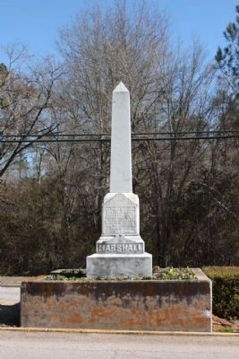 Rev. Daniel Marshall Monument near the Courthouse image. Click for full size.