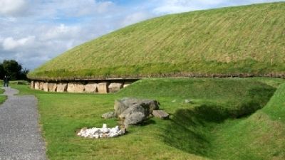 Knowth Great Mound. Click for full size. Knowth Great Mound image. Click for full size.