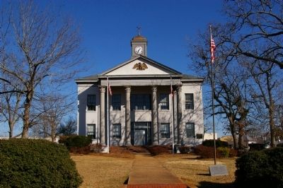 Marion County Courthouse. Click for more information. Marion County Courthouse image. Click for more information.