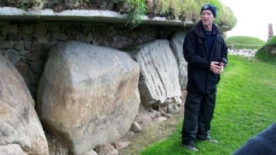 Guide Explaining Neolithic Designs on Great Mound Base. Click for full size. Guide Explaining Neolithic Designs on Great Mound Base image. Click for full size.
