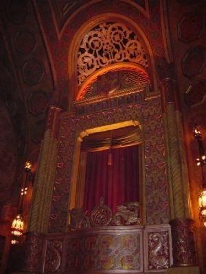 Stenciling and gilded decor of the Alabama Theatre image. Click for full size.