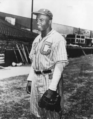 Jackie Robinson, in Kansas City Monarchs Uniform. image. Click for full size.