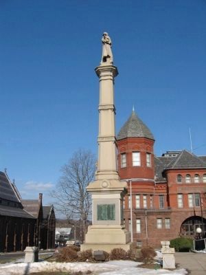 Meriden Soldiers Memorial image. Click for full size.