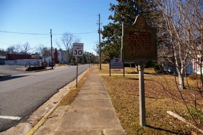 Straus Home Site Marker image. Click for full size.