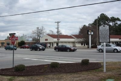 Goose Creek / City of Goose Creek Marker seen along St. James Avenue (US 176). Click for full size. Goose Creek / City of Goose Creek Marker seen along St. James Avenue (US 176) image. Click for full size.