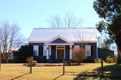 House on Old Federal Road image. Click for full size.