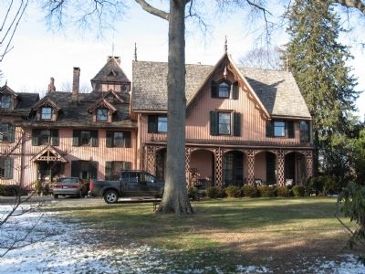 Jonathan Sturges Cottage. Click for full size. Jonathan Sturges Cottage image. Click for full size.