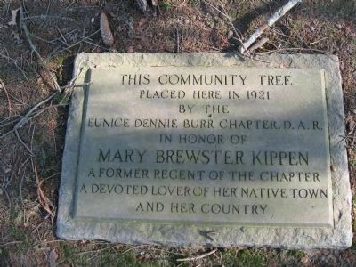 Nearby Community Tree Marker image. Click for full size.