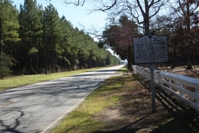 Oakland Plantation Marker looking south along Boykin Road (State Road 261) image. Click for full size.