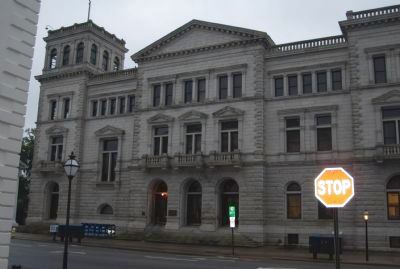 U.S. Post Office and Courthouse image. Click for full size.