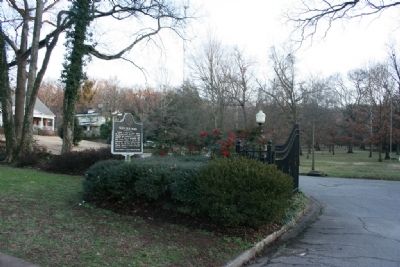 Glen Iris Park Marker image. Click for full size.