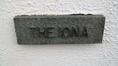 The Iona image. Click for full size.
