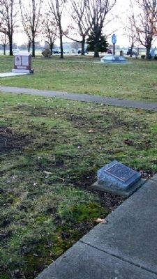 352nd Fighter Group Memorial. Click for full size. 352nd Fighter Group Memorial image. Click for full size.