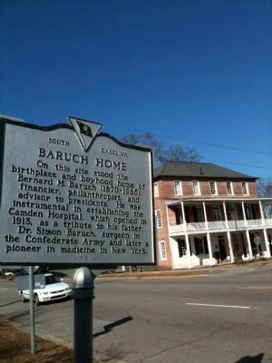 Marker and a Historical Home image. Click for full size.