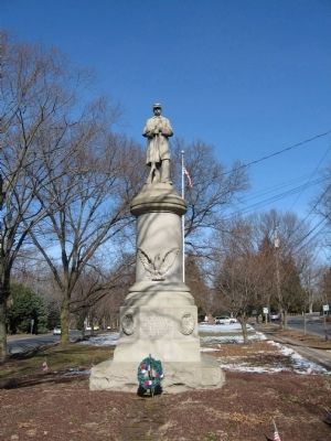 Wallingford Soldiers Monument image. Click for full size.