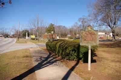 Confederate Cemetery Marker image. Click for full size.