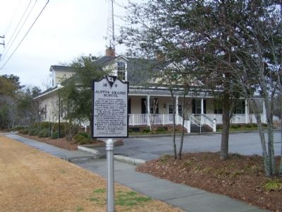Alston Graded School / Alston High School Marker image. Click for full size.