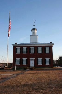 The First Permanent Court House of Morgan County image. Click for full size.