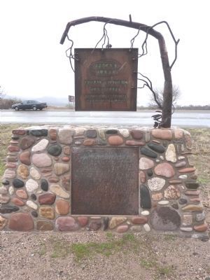 Pecan Lane Rural Historic Landscape Markers. Click for full size. Pecan Lane Rural Historic Landscape Markers image. Click for full size.