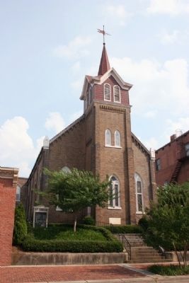 Randolph Street Church Of Christ image. Click for full size.