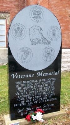 Sabina Veterans Memorial image. Click for full size.