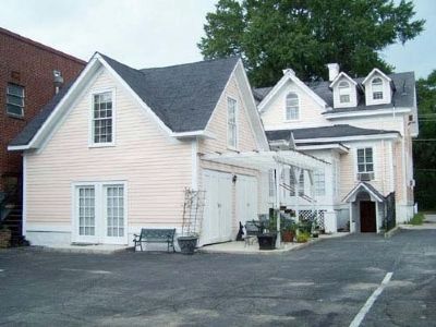 "Chesnut Cottage" rear view. Click for full size. "Chesnut Cottage" rear view image. Click for full size.
