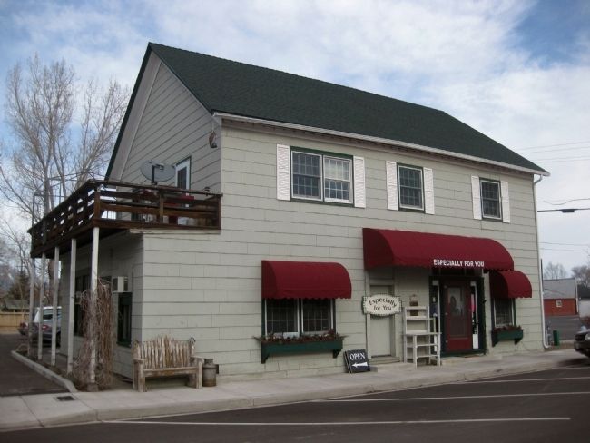Record Courier Building and Marker. Click for full size. Record Courier Building and Marker image. Click for full size.