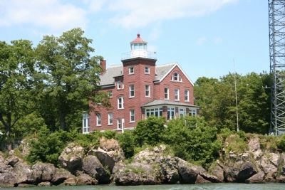 South Bass Island Light image. Click for full size.