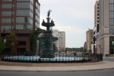 Court Square Fountain (Artesian Basin) and Commerce Street image. Click for full size.