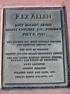 Plaque on Walkway image. Click for full size.