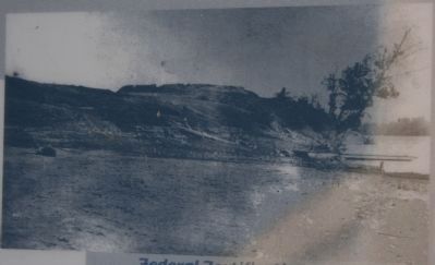 Federal Fortifications seen from Tennessee River image. Click for full size.