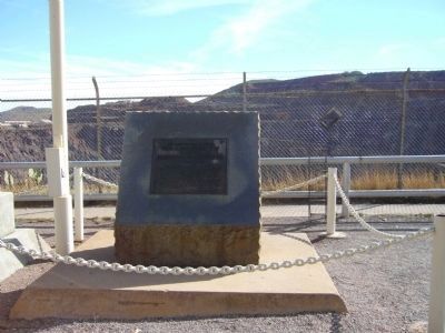 The Lavender Pit Marker image. Click for full size.