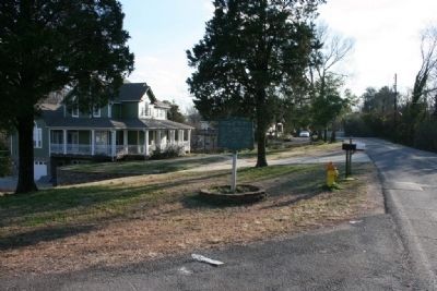 Shades Crest Road Historical District Marker West View image. Click for full size.