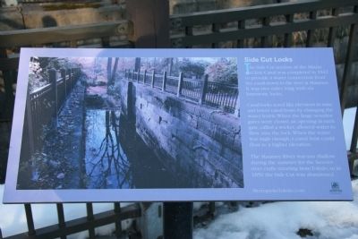 Side Cut Locks Marker image. Click for full size.