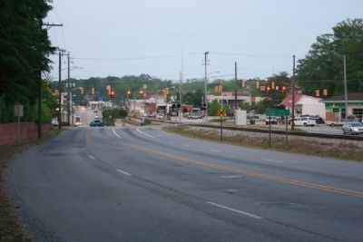 Looking East Bound toward Downtown Alexander City image. Click for full size.
