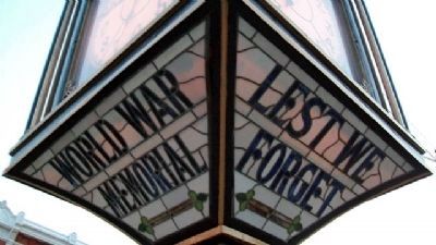 Putnam County World War Memorial Clock image. Click for full size.