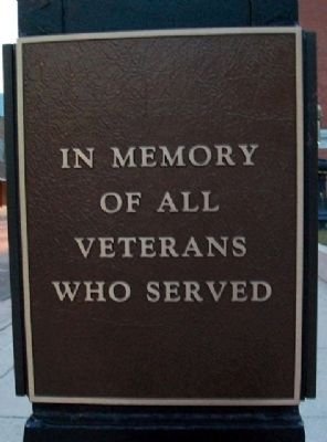 Putnam County World War Memorial image. Click for full size.