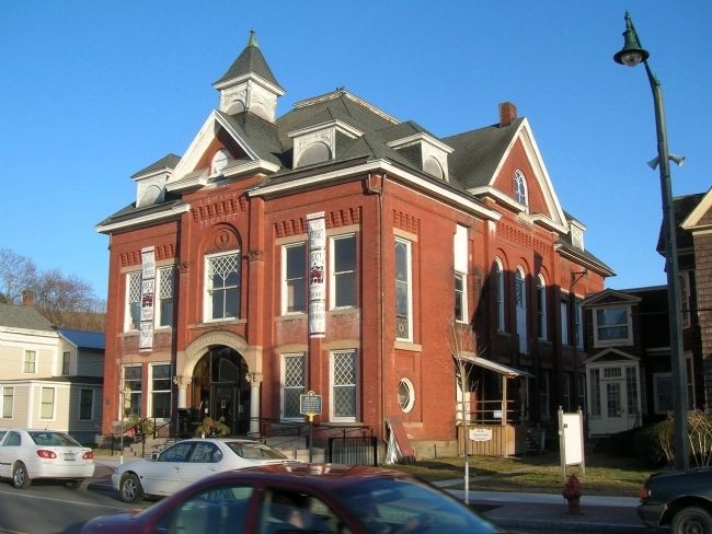 Peck Memorial Library. Click for full size. Peck Memorial Library image. Click for full size.