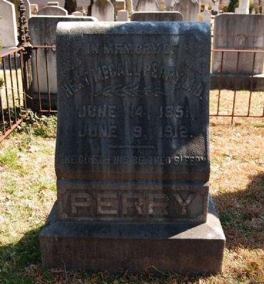 Dr. Hext McCall Perry (1851-1912) Tombstone image. Click for full size.