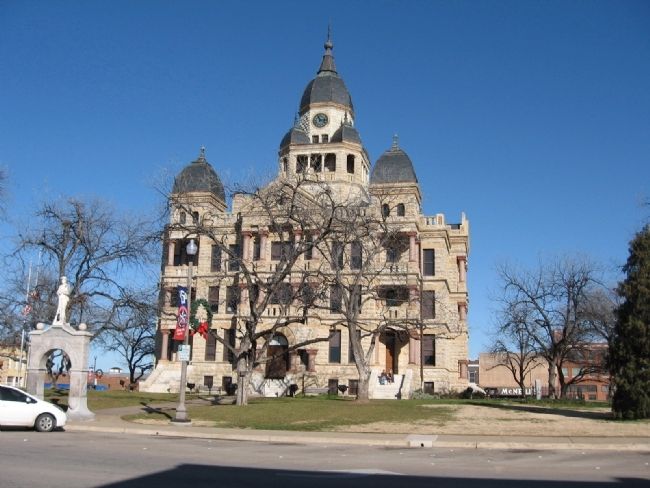 The City of Denton Marker is to the right of the courthouse. image. Click for full size.