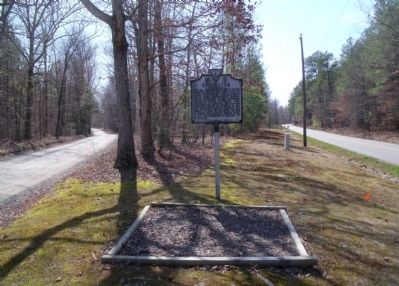 Eppington Falls Rd (left) & River Rd (right) image. Click for full size.