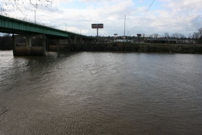 The site of 6 bridges that crossed the Black Warrior River. image. Click for full size.