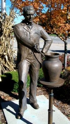 Karl Kappes Statue image. Click for full size.