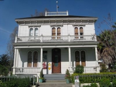 Peralta Hacienda image. Click for full size.