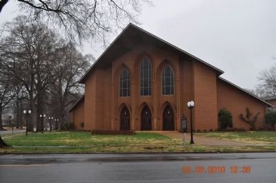 Wood Avenue Church of Christ image. Click for full size.
